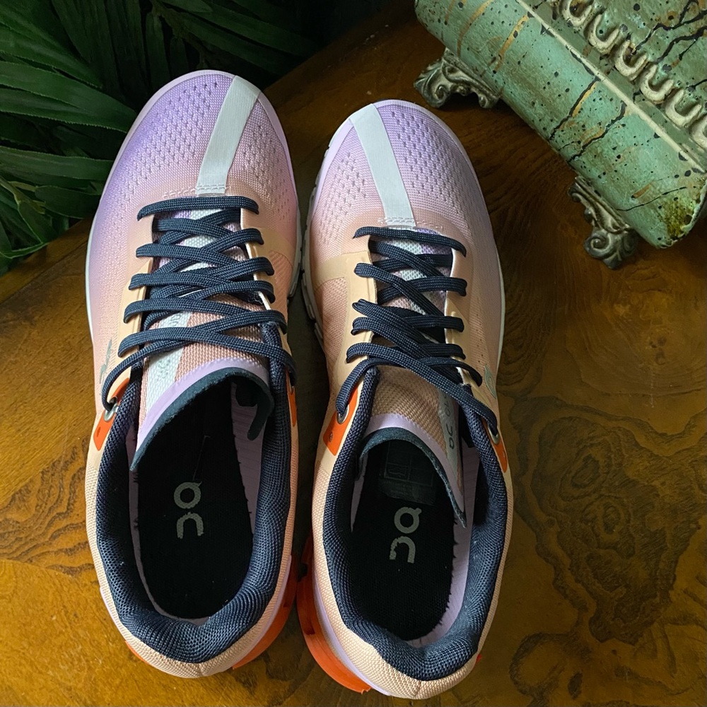 ON Running Cloudflow 3.0 - Rose/Fiji, Size 8 - Picture 7 of 10